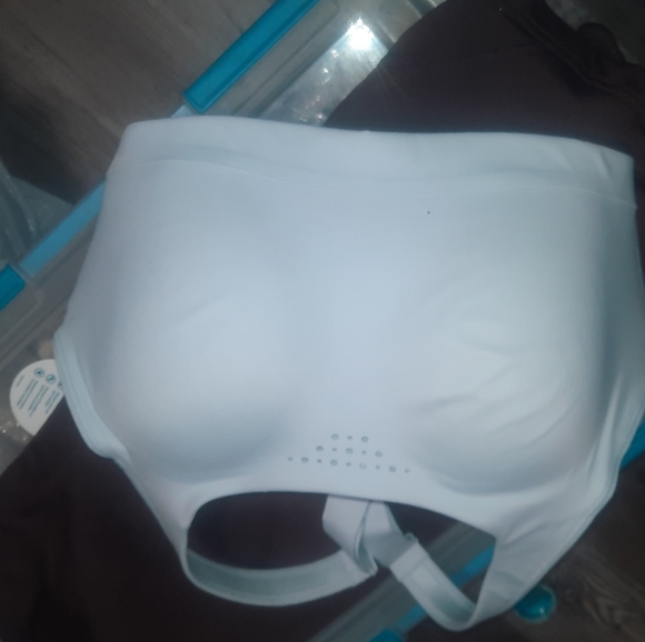 Athleta Other - Athleta 32ddd sportsbra